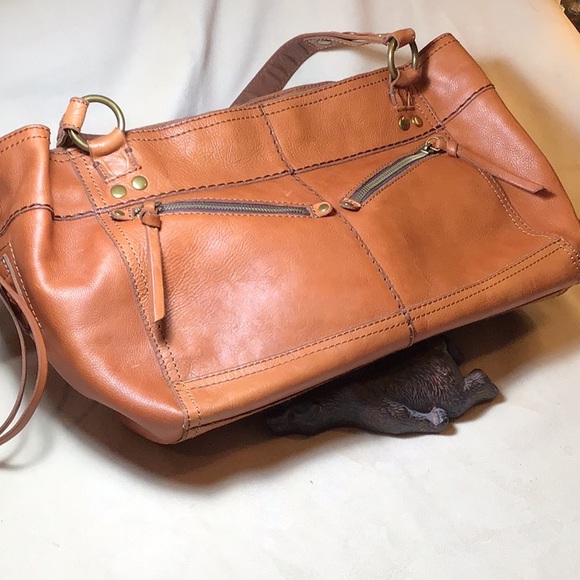 Lucky Brand Handbags - 🐅 Lucky Brand All Leather Tote/Satchel EUC